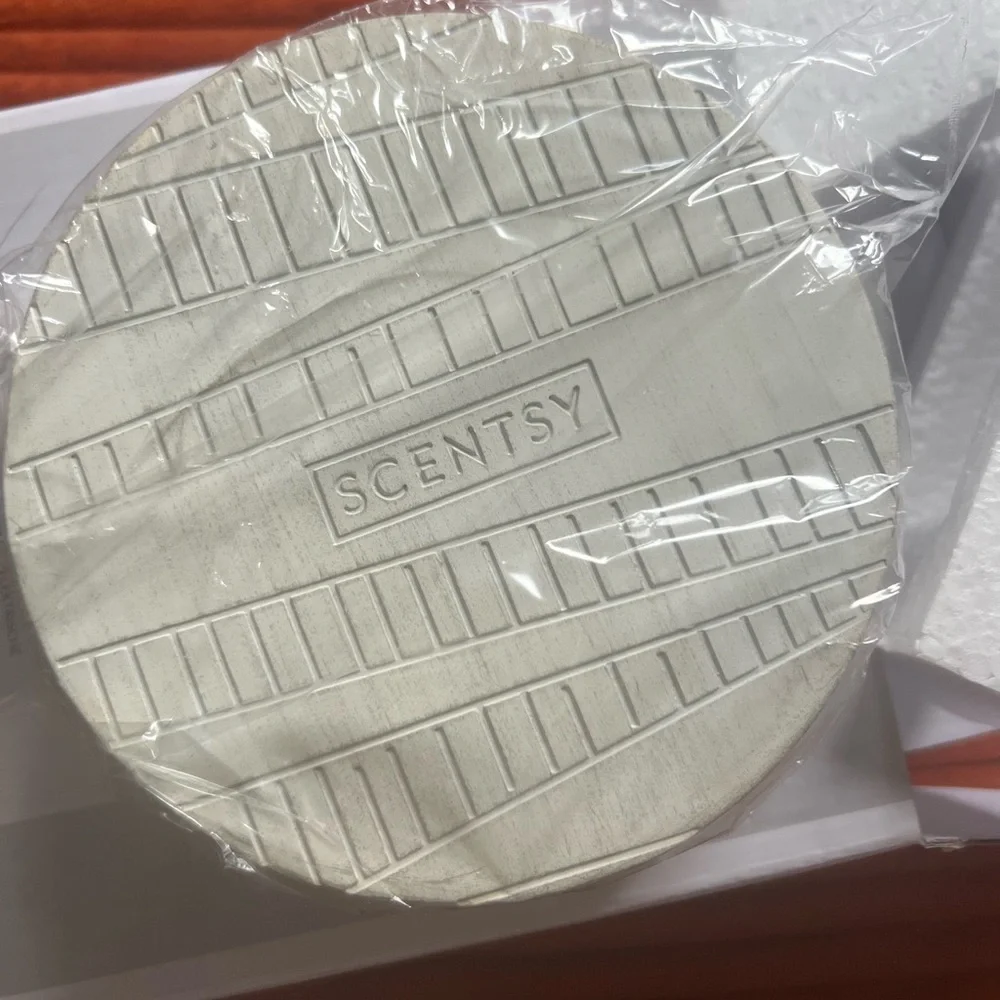 NIB Scentsy Tracks Warmer Stand - Picture 3 of 8